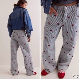 FREE PEOPLE x We The Free Bugged Out Straight-Leg Jeans size 28